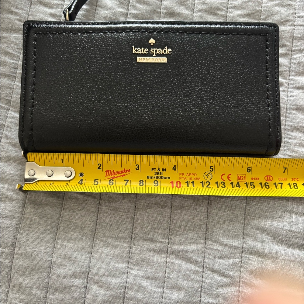 Kate Spade wallet - Picture 5 of 6